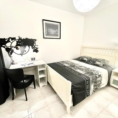 Chambre Privee En Colocation Dans Un Appartement Au Centre De Rillieux La Pape Rillieux-la-Pape Exterior foto