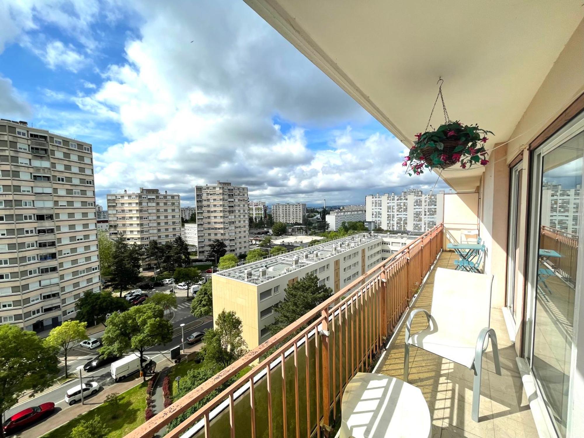 Chambre Privee En Colocation Dans Un Appartement Au Centre De Rillieux La Pape Rillieux-la-Pape Exterior foto
